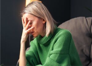 When Affect Overwhelms: Integrating EFT and Tapping into Clinical Practice